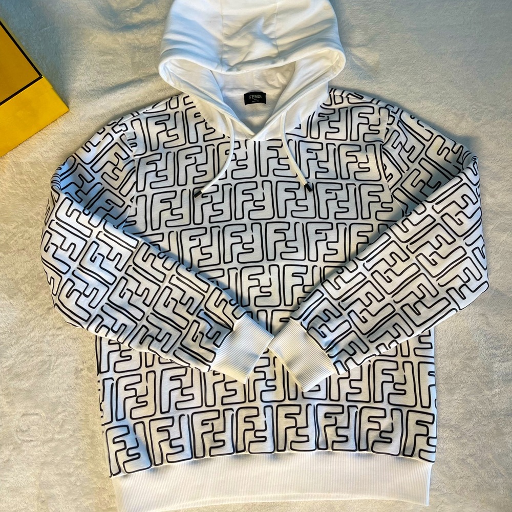 Fendi sweater